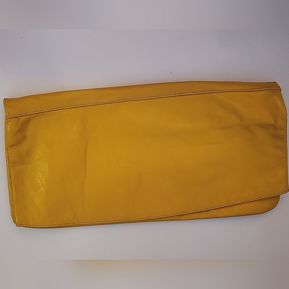 1980s Vintage yellow leather clutch
